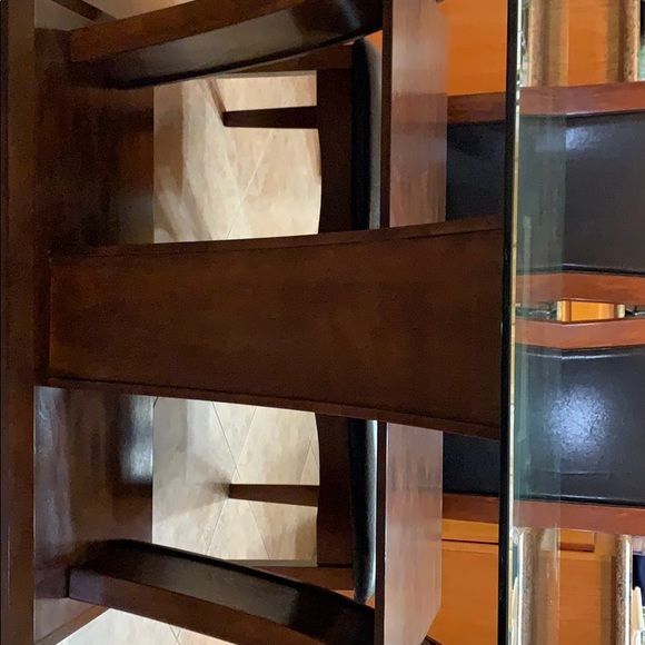 Table - Picture 4 of 4